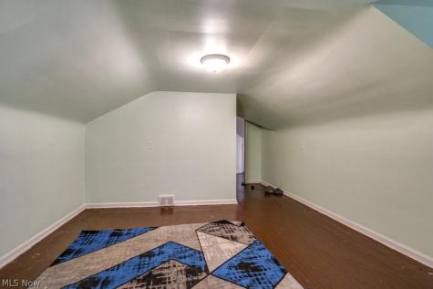 241 E 242nd Street Euclid OH 44123