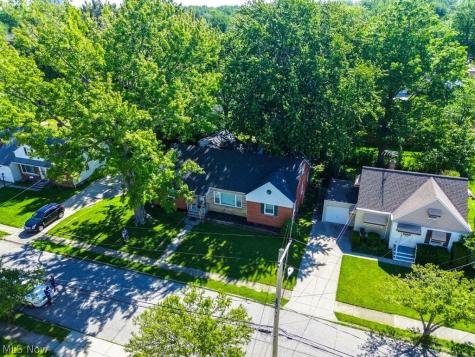 241 E 242nd Street Euclid OH 44123