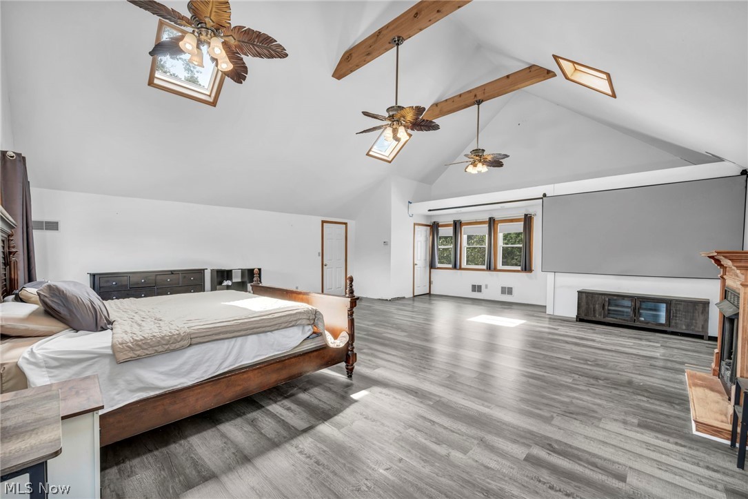 1260 Cleveland Avenue Madison OH 44057