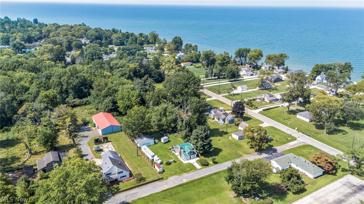 1260 Cleveland Avenue Madison OH 44057