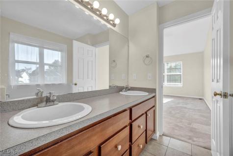 4388 Wedgewood Drive Copley OH 44321