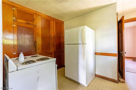 809 Easton Street NE Canton OH 44721