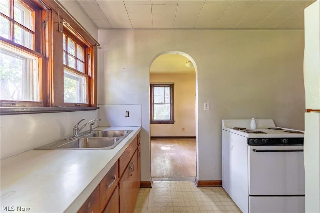 809 Easton Street NE Canton OH 44721
