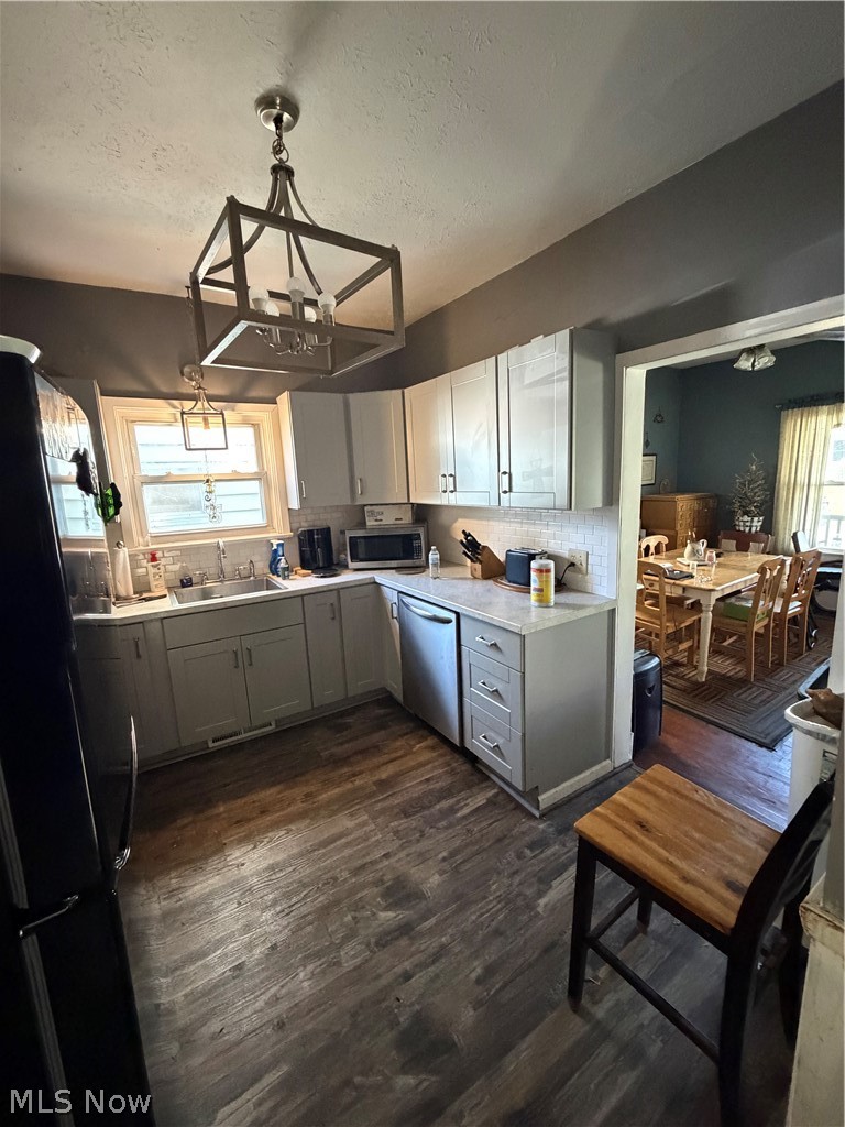 427 E Prospect Street Girard OH 44420