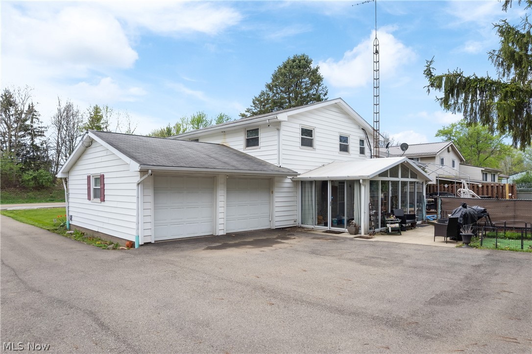 5235 Nave Street SW Canton OH 44706