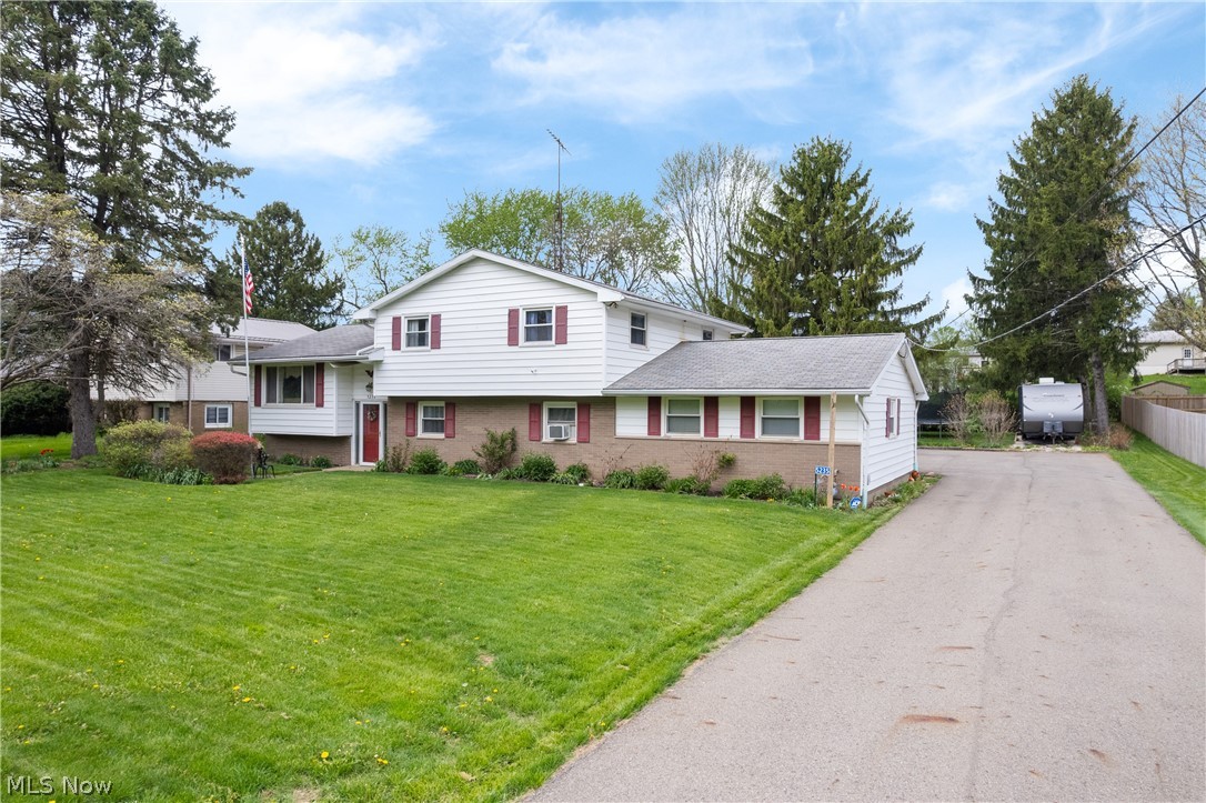 5235 Nave Street SW Canton OH 44706