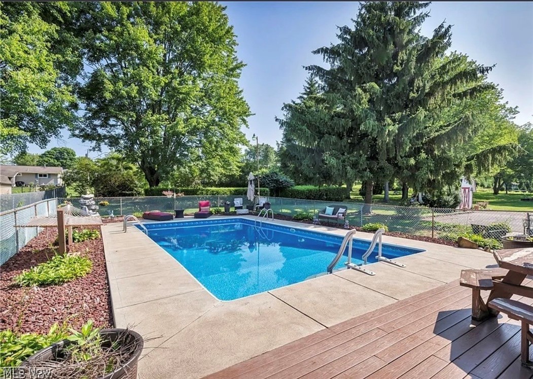 5235 Nave Street SW Canton OH 44706