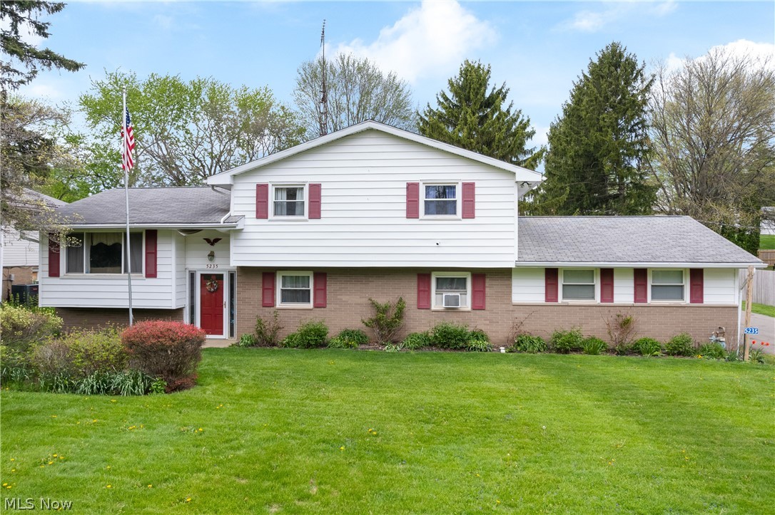 5235 Nave Street SW Canton OH 44706
