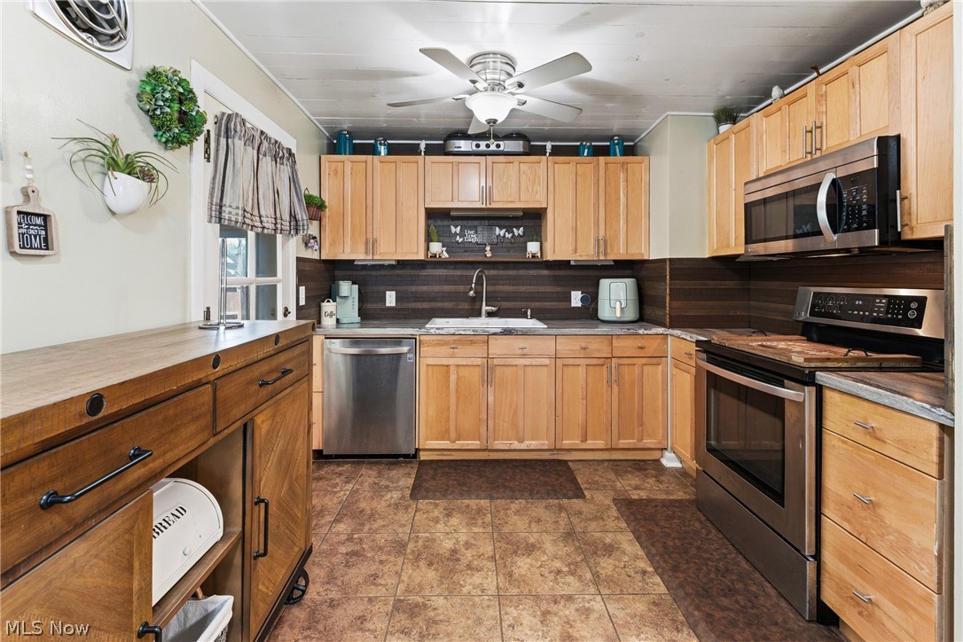 1109 Ellwood Avenue SW Canton OH 44710