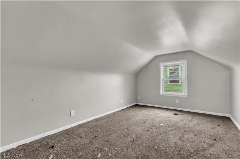 15902 Maplewood Avenue Maple Heights OH 44137