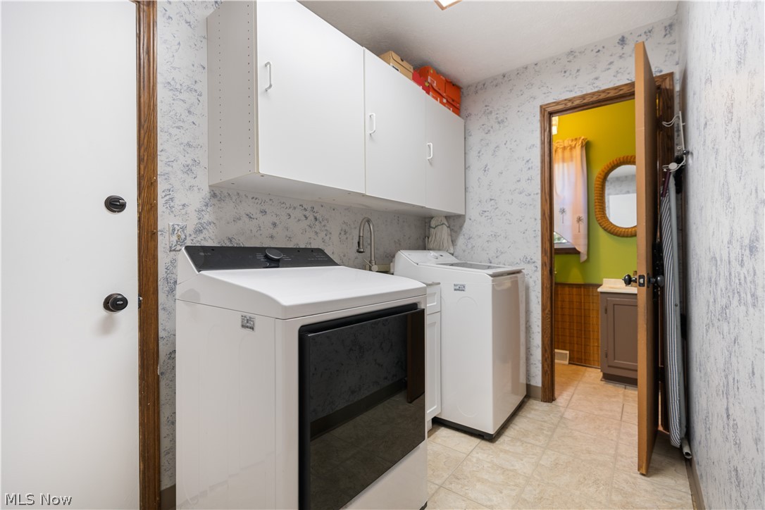 1545 Pinecone Street NW North Canton OH 44720
