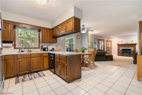 1545 Pinecone Street NW North Canton OH 44720