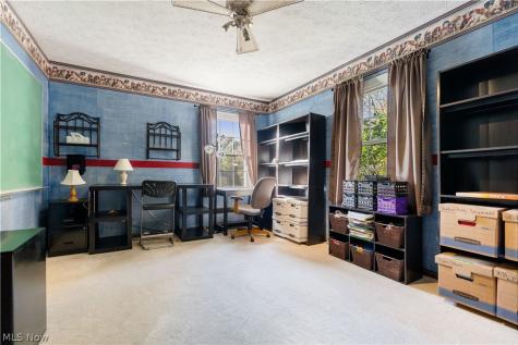 1545 Pinecone Street NW North Canton OH 44720