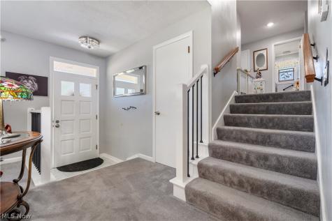 543 36th Street NW Canton OH 44709