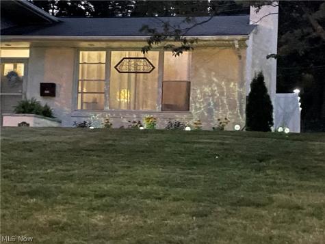 543 36th Street NW Canton OH 44709