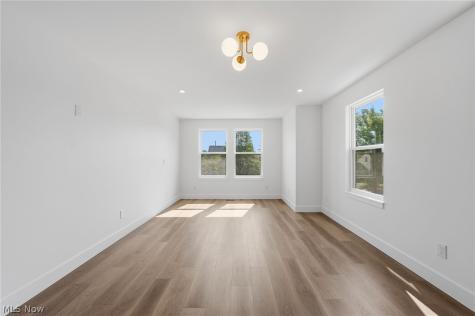 4232 Brookway Lane Brooklyn OH 44144