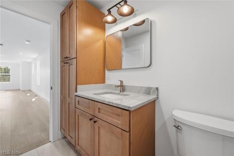 4232 Brookway Lane Brooklyn OH 44144