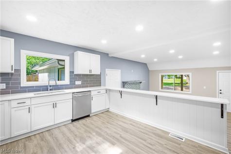 3961 Klein Avenue Stow OH 44224