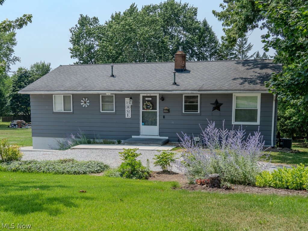 9811 Bellhaven Avenue NW Uniontown OH 44685