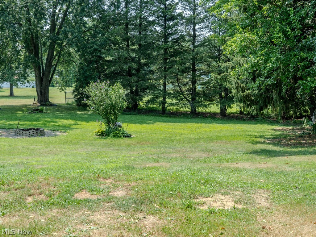 9811 Bellhaven Avenue NW Uniontown OH 44685