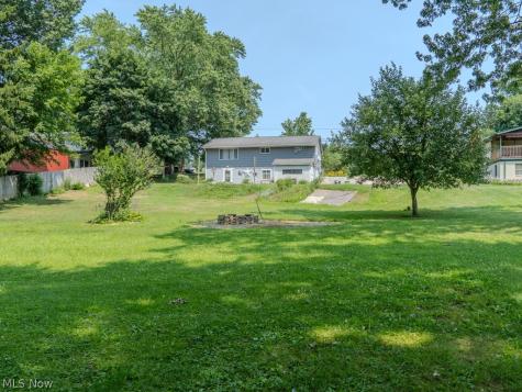 9811 Bellhaven Avenue NW Uniontown OH 44685