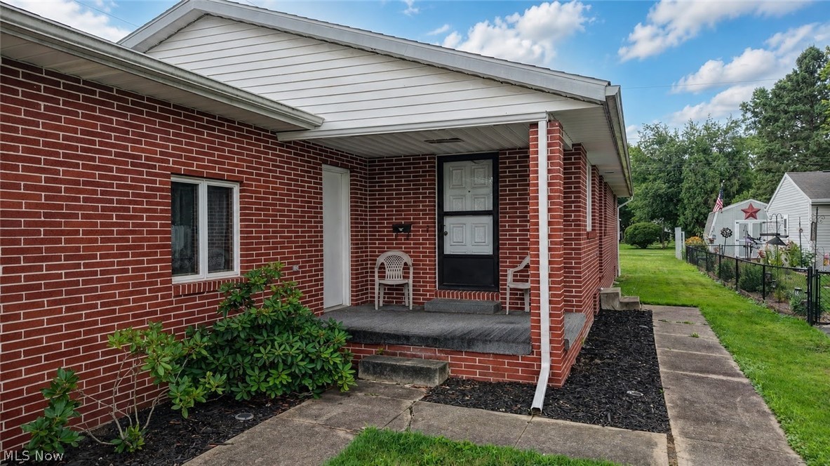 1022 Logan Avenue NW New Philadelphia OH 44663