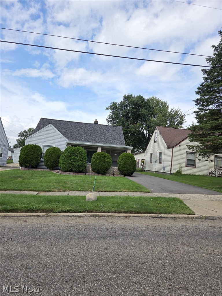 1558 Thalia Avenue Youngstown OH 44514