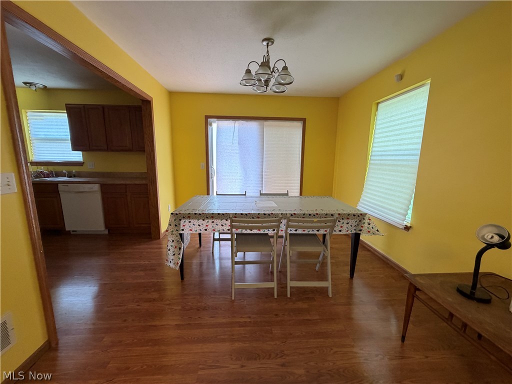 1504 White Avenue Akron OH 44307