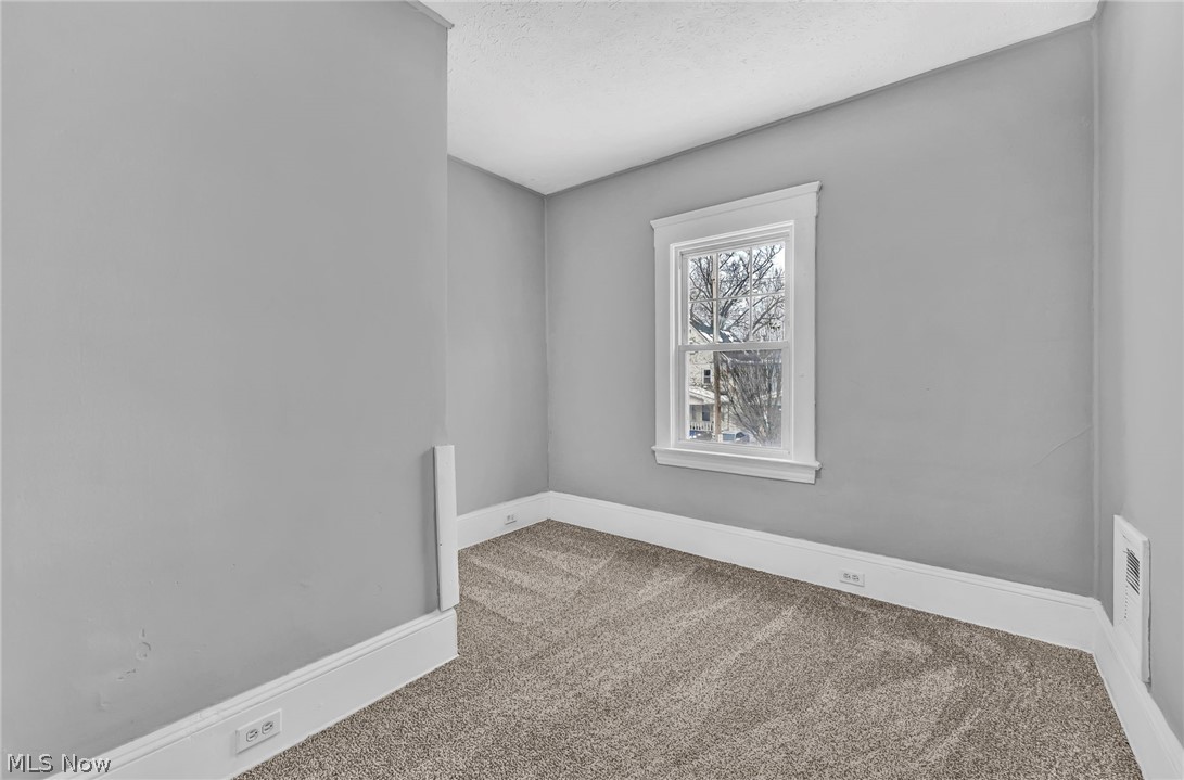 12824 Woodside Avenue Cleveland OH 44108