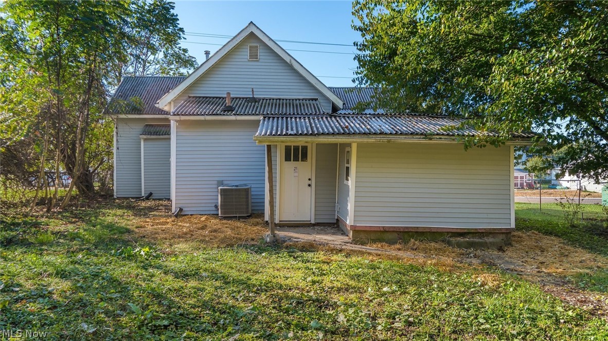 717 Baker Street Zanesville OH 43701