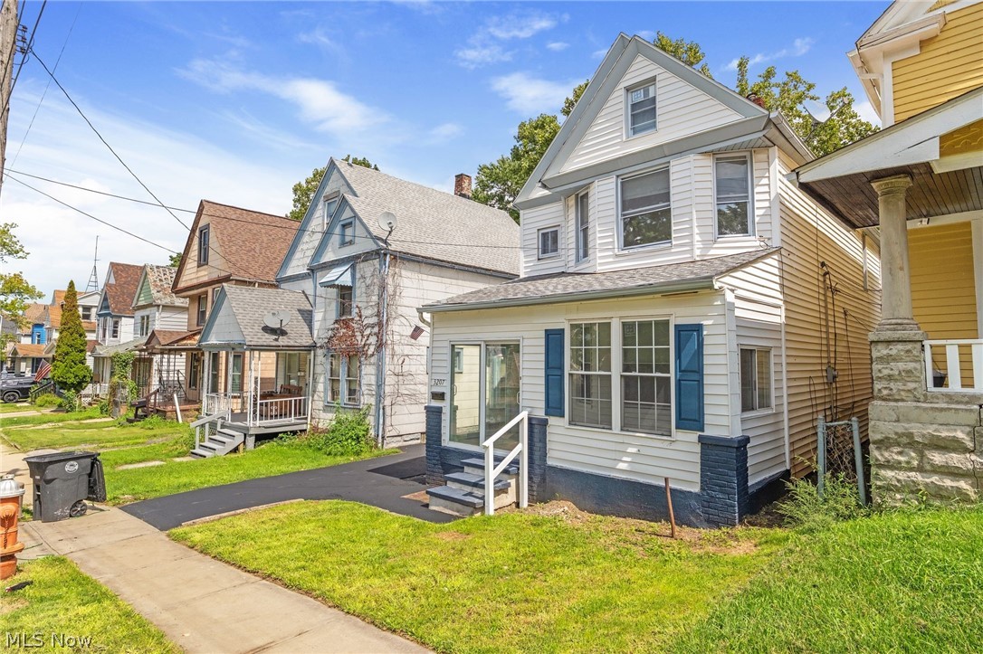 3207 W 97th Street Cleveland OH 44102