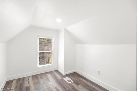 3207 W 97th Street Cleveland OH 44102