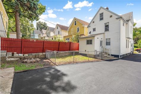 3207 W 97th Street Cleveland OH 44102