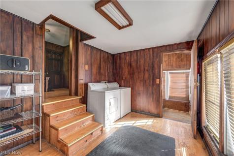 27087 Cook Road Olmsted Twp OH 44138