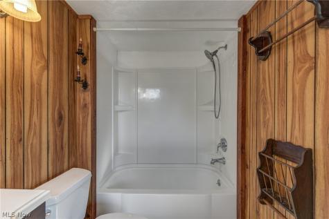 27087 Cook Road Olmsted Twp OH 44138