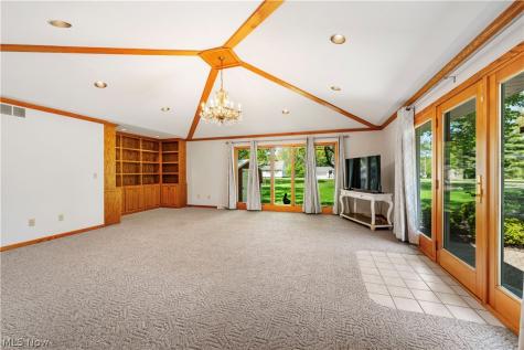 3720 Brookside Drive Norton OH 44203