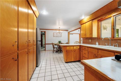 3720 Brookside Drive Norton OH 44203