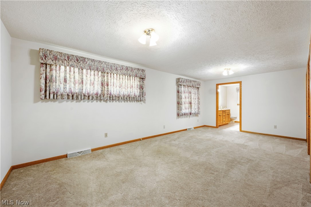3720 Brookside Drive Norton OH 44203