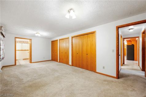 3720 Brookside Drive Norton OH 44203