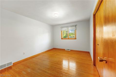 3720 Brookside Drive Norton OH 44203