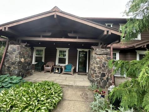 13067 Cedar Road Cleveland Heights OH 44118