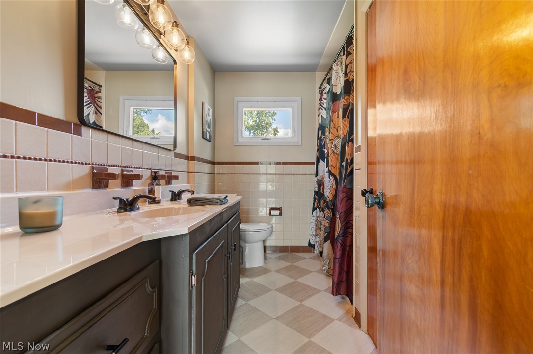 6079 Fulton Drive NW Canton OH 44718