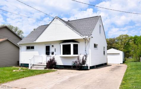 643 Viewpoint Avenue Cuyahoga Falls OH 44221