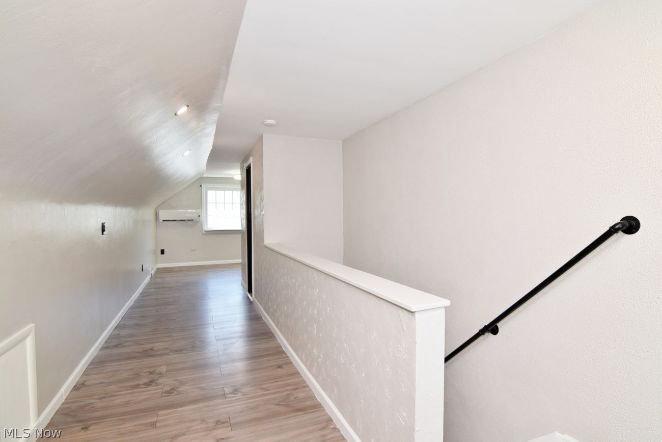 643 Viewpoint Avenue Cuyahoga Falls OH 44221