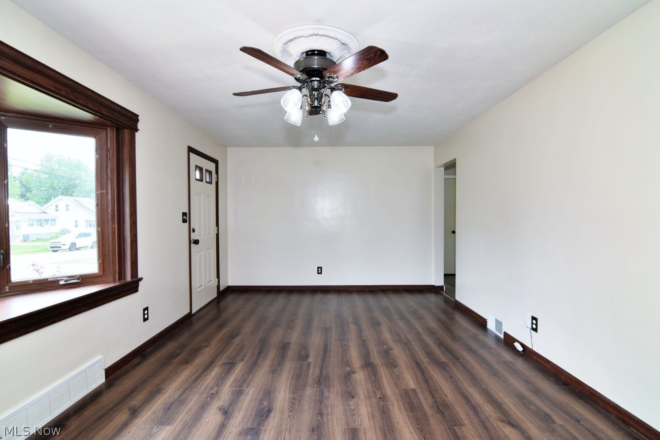 643 Viewpoint Avenue Cuyahoga Falls OH 44221