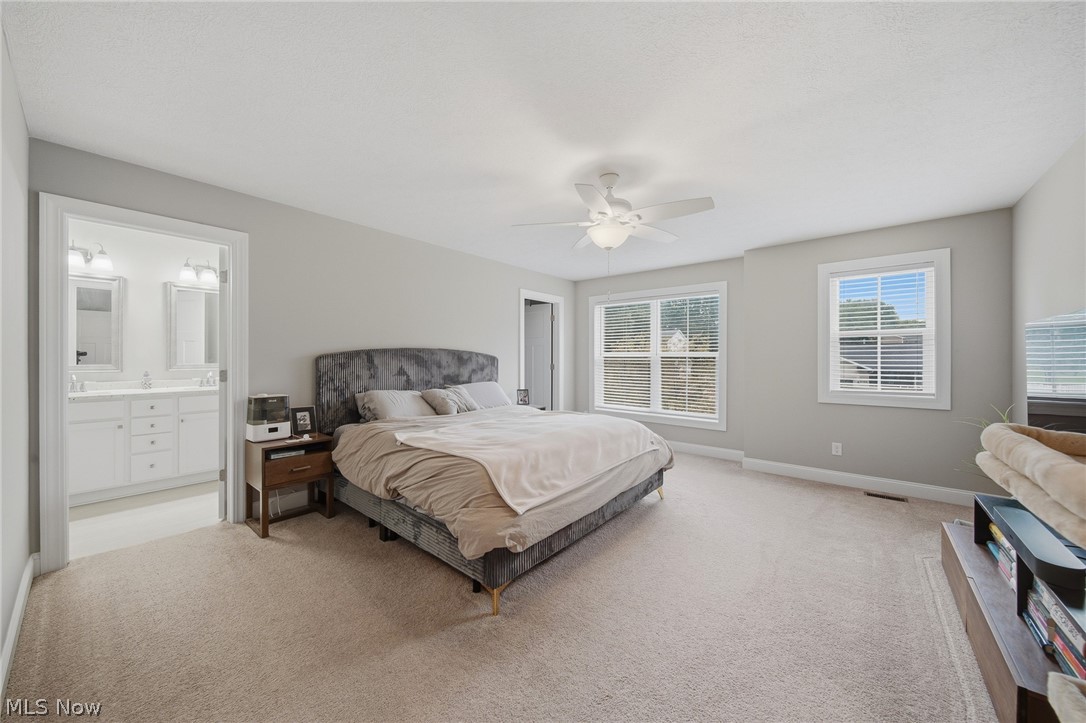 3181 Dunmore Avenue NW Canton OH 44708