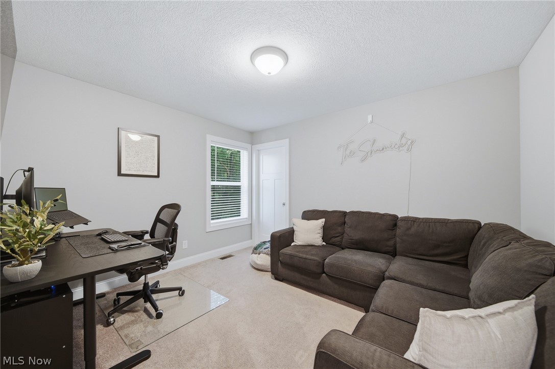 3181 Dunmore Avenue NW Canton OH 44708