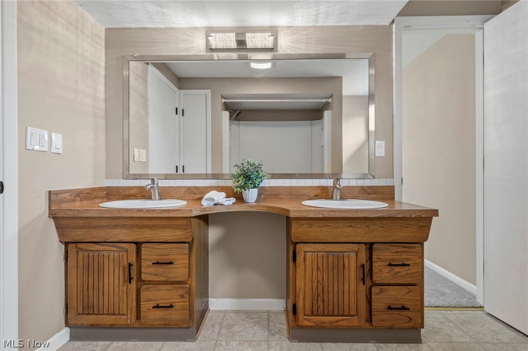 20541 Spruce Drive Strongsville OH 44149