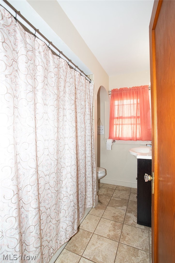 213 Como Street Struthers OH 44471