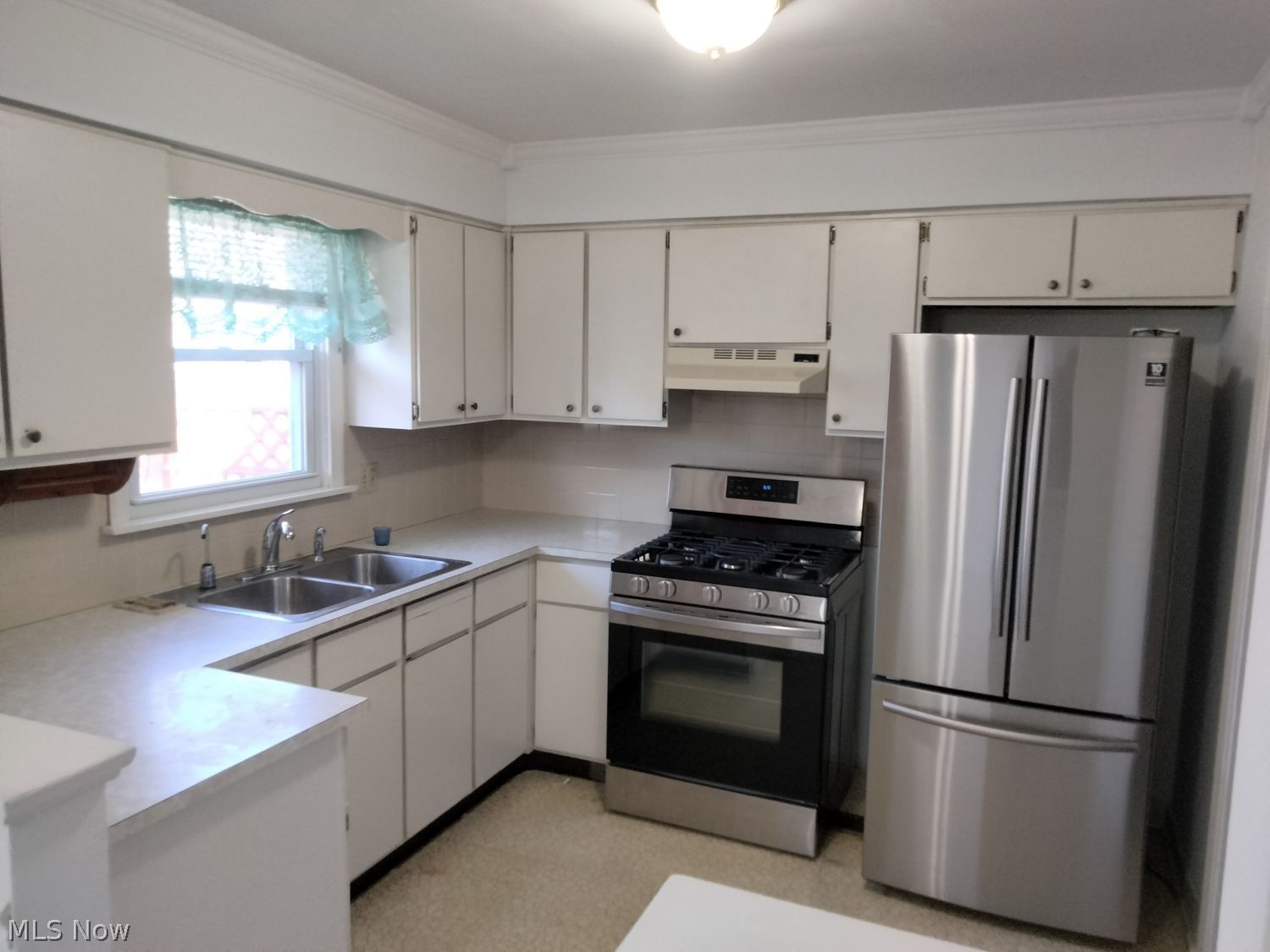 4266 Sprucewood Drive Austintown OH 44511
